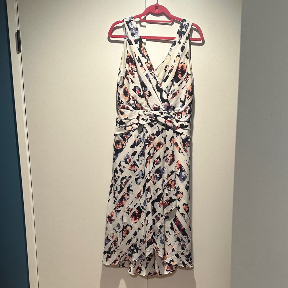 WHBM Elegant Multicolor Sleeveless Dress